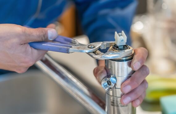 水に関するトラブルのご相談を承ります | 金沢で水回りの修繕・修理会社をお探しならフラワー水道サービス